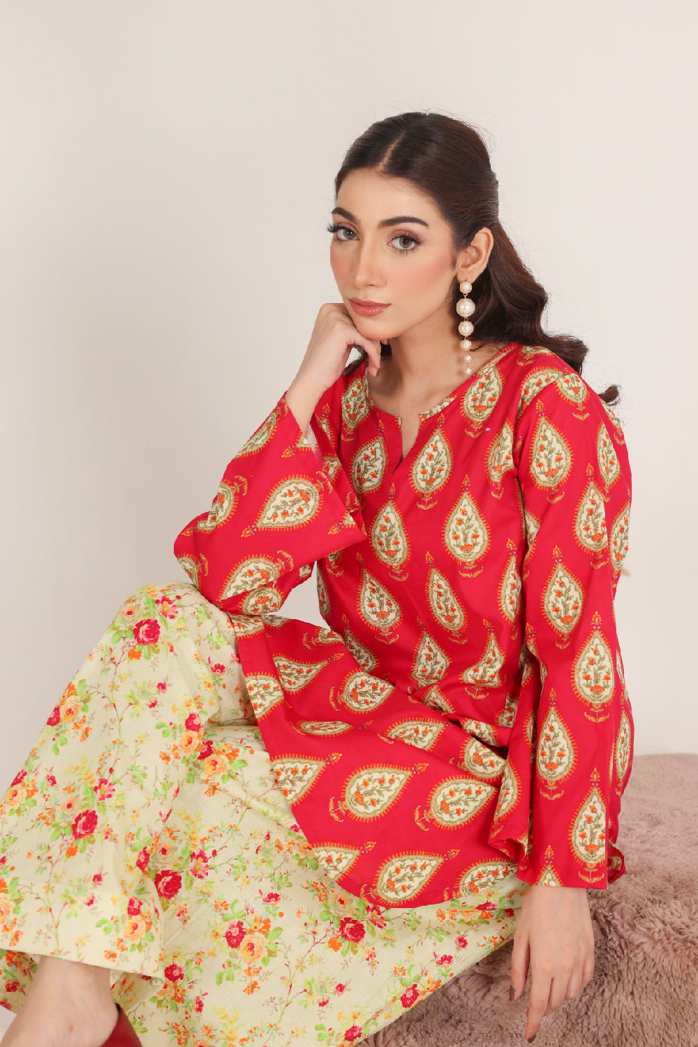 UNSTITCHED LAWN SUIT